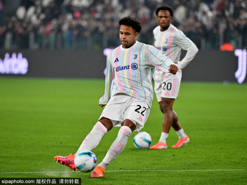 足球盘口开户
_开场闪电破门足球盘口开户
!科斯蒂奇当选尤文vs克雷莫内塞全场最佳球员背后的故事与数据解析