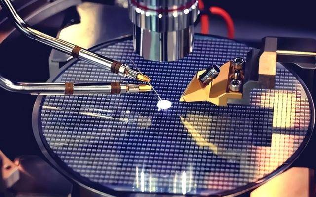 世界杯足球平台出租网场地
_强抢不成世界杯足球平台出租网场地
,荷兰想找代理人接手!没想到,外企直接找上安世中国