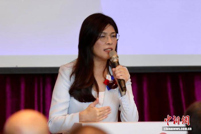 体育皇冠信用网
_两岸领导人历史性会晤十周年 郑丽文:国民党将沿正确方向坚定前行