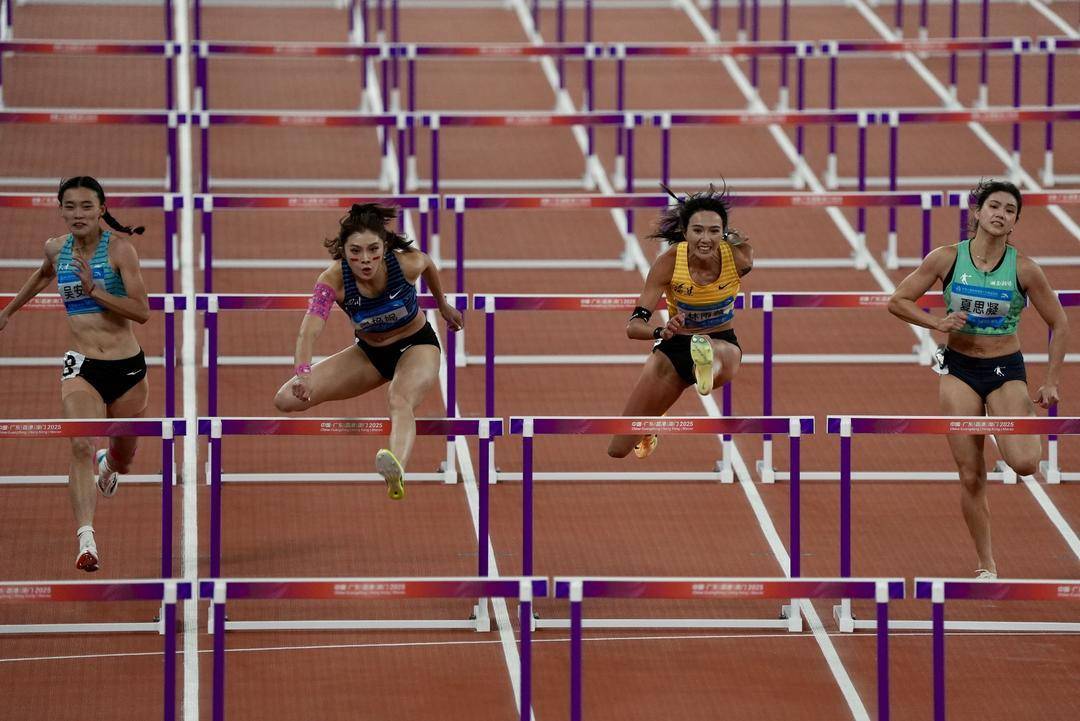 皇冠会员如何申请
_差0.04秒皇冠会员如何申请
,吴艳妮再获全运会100米栏银牌 她说:不确定还有没有下一届全运会