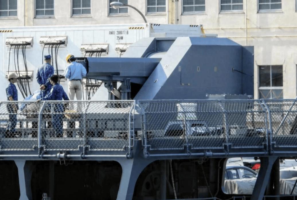 welcome皇冠注册_中方不见高市早苗后welcome皇冠注册，日本自卫队突然亮出电磁炮！解放军动作很快：枪已上膛剑已出鞘