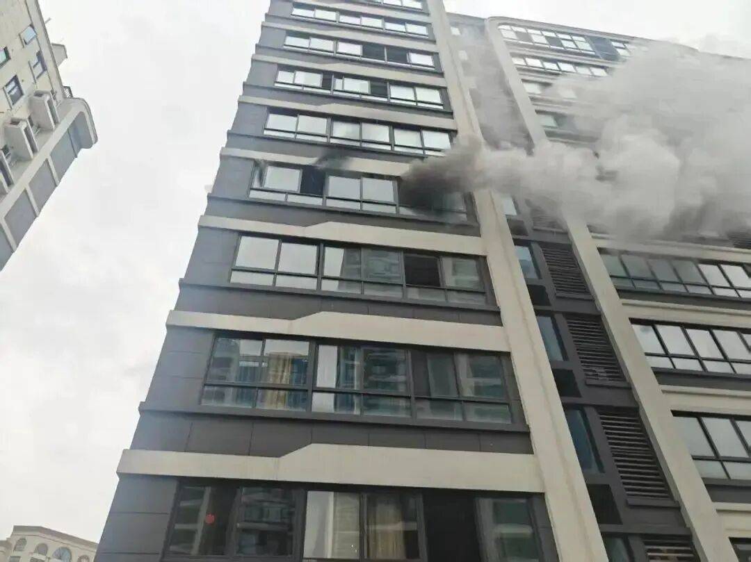 皇冠賬號註冊_男子出门十几分钟皇冠賬號註冊,家差点没了!这个“惹火”习惯很多人都有