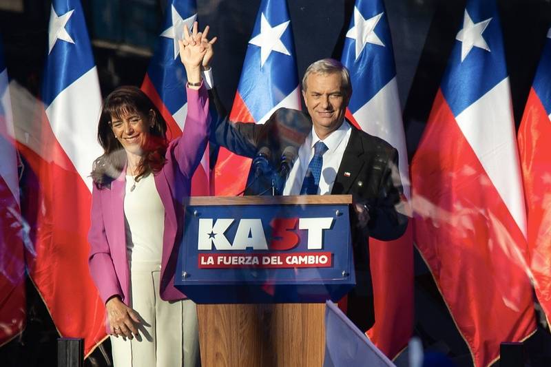 皇冠信用网如何开户
_极右翼候选人卡斯特当选智利总统皇冠信用网如何开户
，“父亲曾是纳粹”