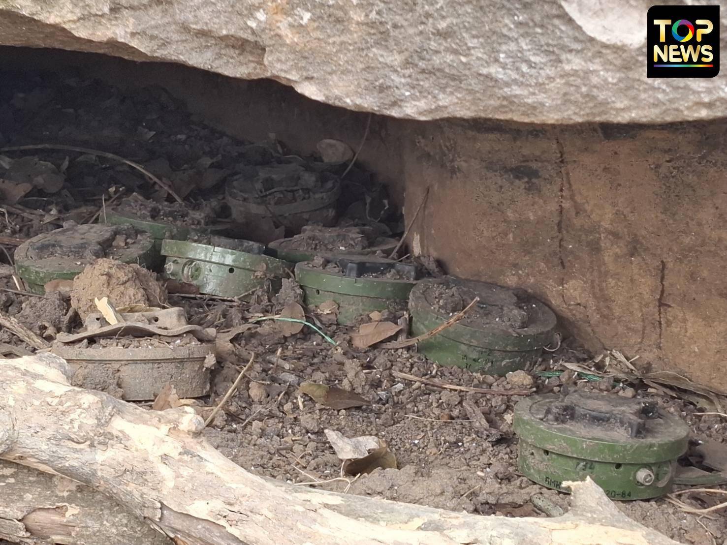 德岛漩涡vs秋田蓝色闪电_不给洪森父子拼命德岛漩涡vs秋田蓝色闪电，柬军跑了：泰国缴获中械摆一地，越南武器参战