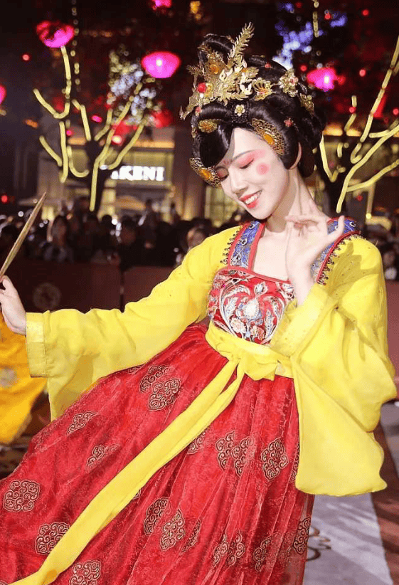 皇冠信用盘会员开户_西安不倒翁小姐姐丈夫回应其离职：很多谣言都太离谱皇冠信用盘会员开户了