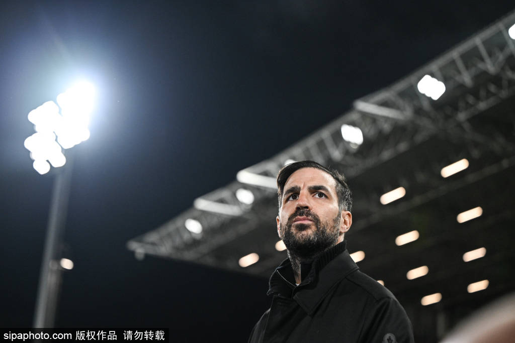 皇冠信用网开号_意甲风云突变：国际米兰掉链子冠军悬念再起皇冠信用网开号，科莫逆袭冲击欧冠区