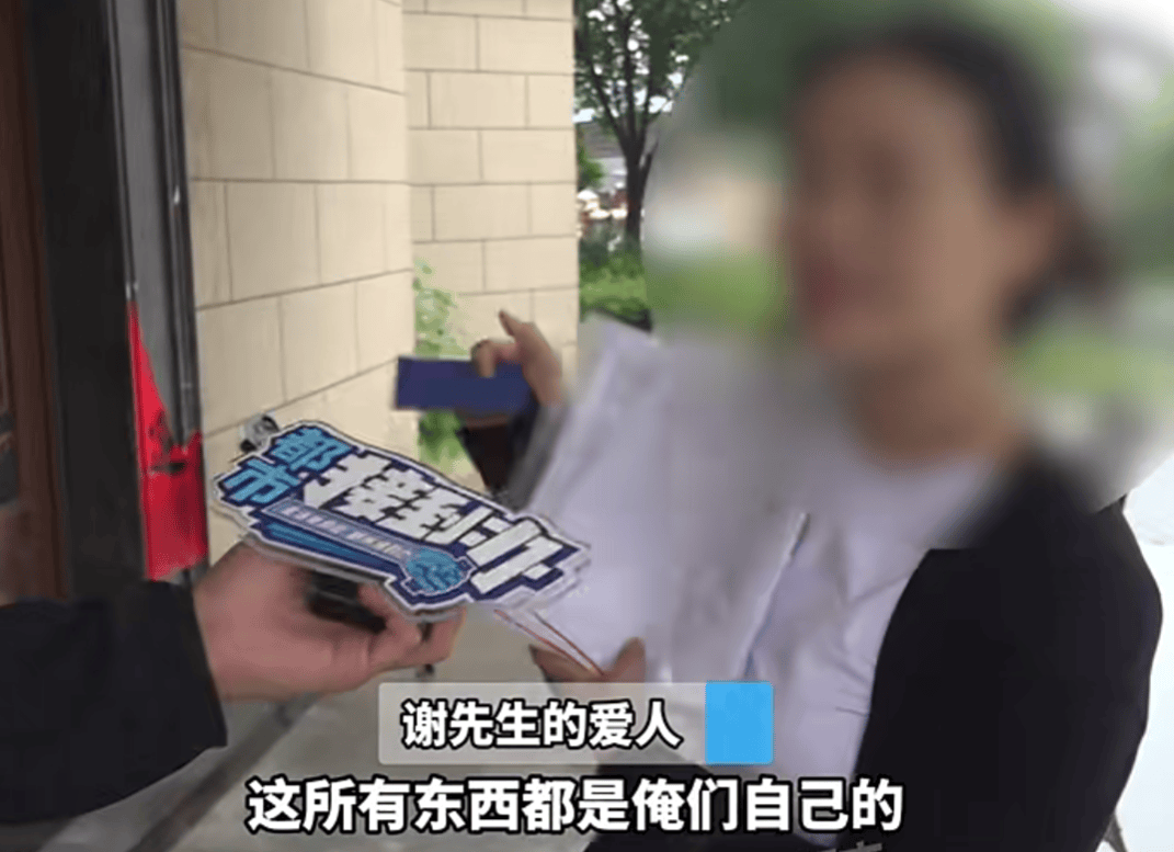 世界杯2026_河南一男子将60多万元奔驰车借朋友世界杯2026，对方33万元抵押给车行后失联；当事人：肠子都悔青了；律师：车行若坚持不返还，或涉嫌诈骗罪